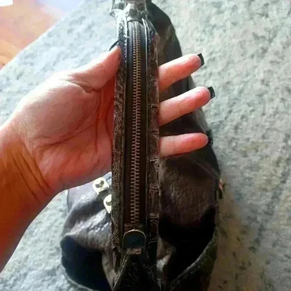 Jessica Simpson Brown Faux Leather and Croc Large Shoulder Bag - Picture 9 of 16